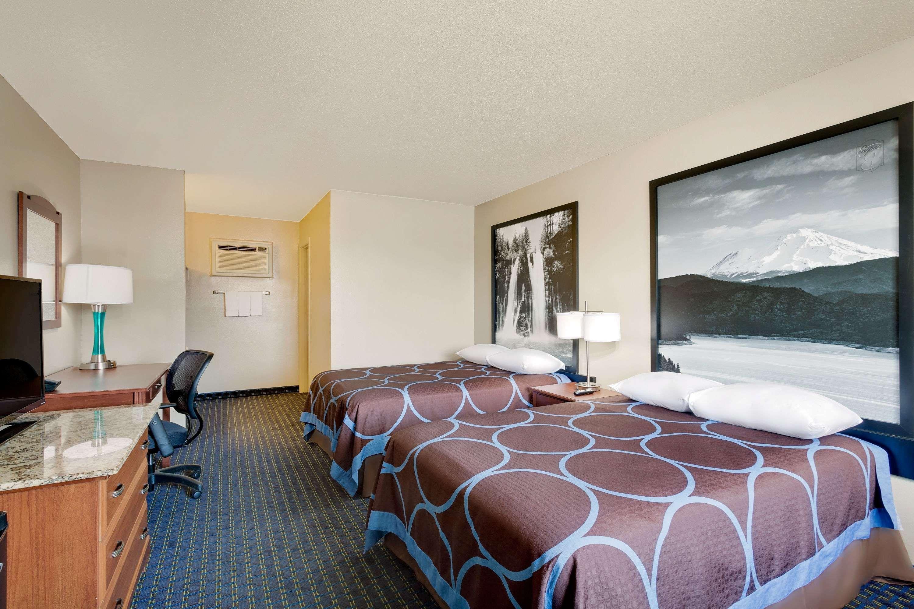 Super 8 By Wyndham Alturas Hotel Exterior photo