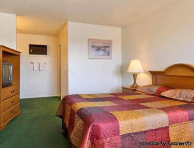 Super 8 By Wyndham Alturas Hotel Room photo